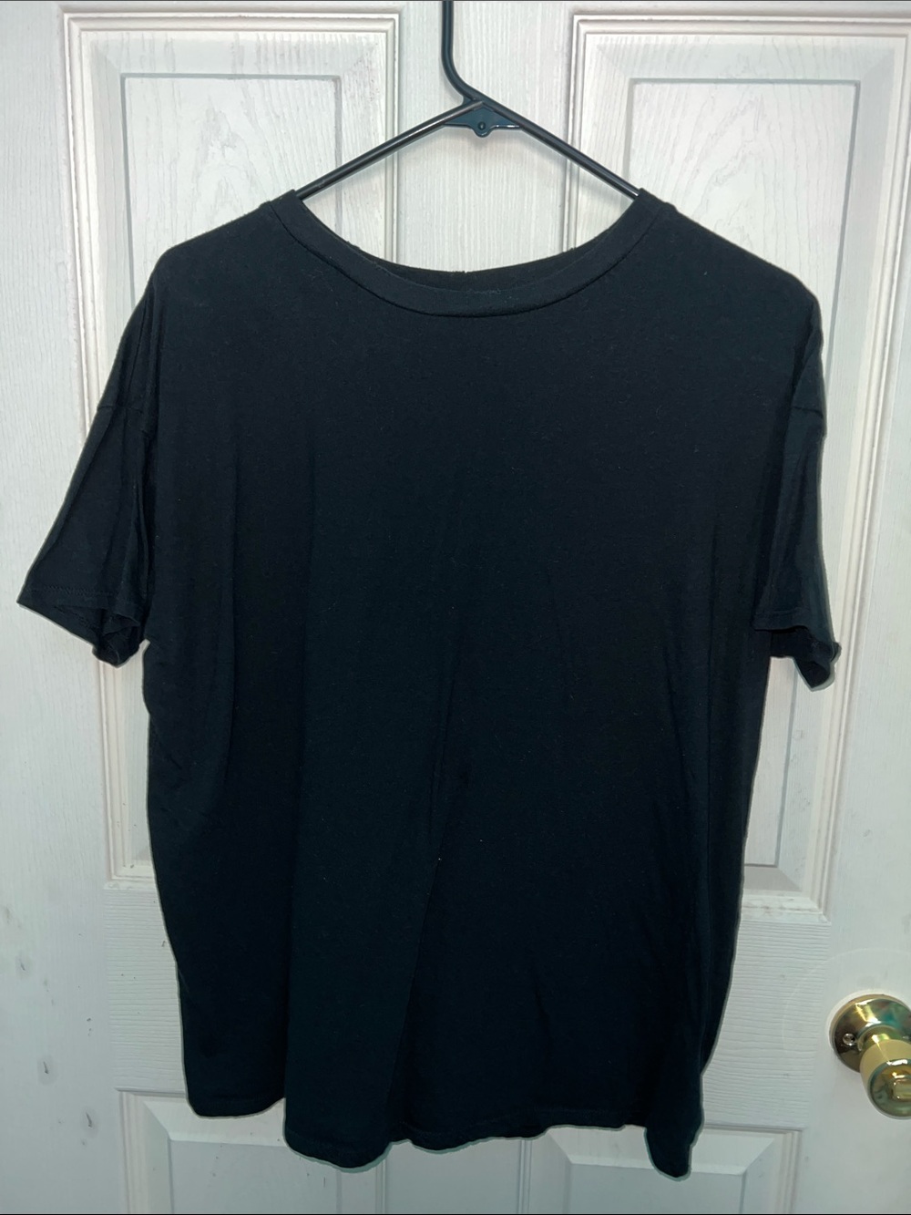 Women's Black Short-Sleeve Crewneck Tee